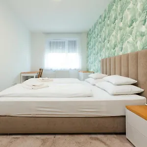 Dagaly By Urbanrent Budapest